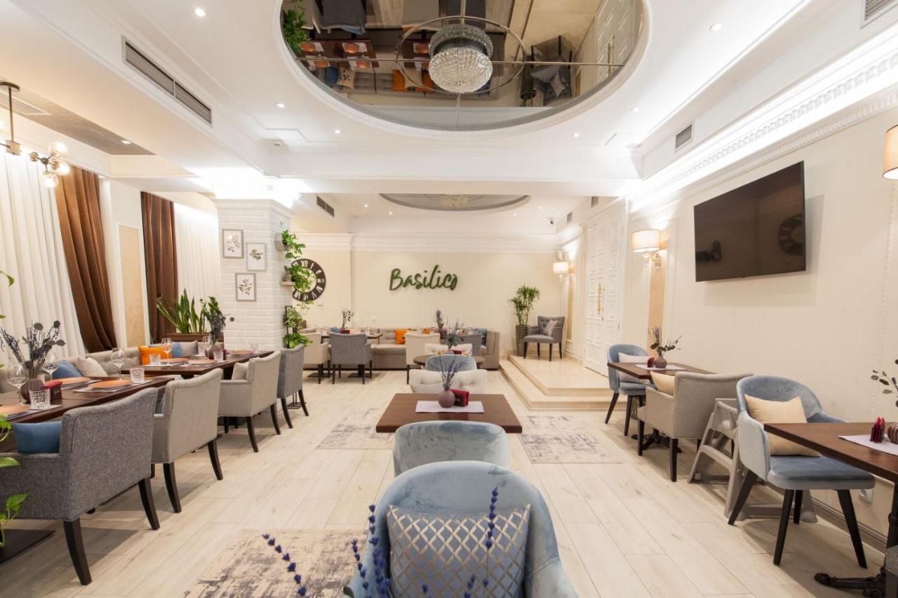 Time Hotel&Spa Chişinău Extérieur photo